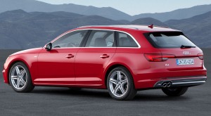 Audin A4-mallisto on uudistunut selvästi. Suomessa myynnissä ovat Business- ja Business Sport-varustelutasoiset Sedan- ja Avant-mallit.