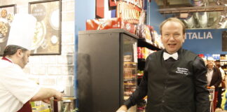 K-supermarket Manhattanille arvostettu Chaîne des Rôtisseurs -kilpi