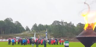 Ikäihmiset ottivat toisistaan mittaa Kuparivuoren urheilukentällä