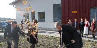 Nousiaisten Valpperin koulu on vuoden kyläteko