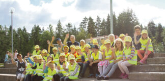 Auranlaakson koululaiset saivat tänä vuonna poikkeuksellisen paljon lahjoituksia