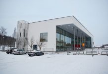 Kaarinan kirjaston punaiset ovet avataan sunnuntaina Kaarina-talo sijaitsee Kaarinan kaupungin keskustassa.