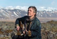 Pekka Simojoen hyväntekeväisyysjuhlakonsertti Nousiaisissa