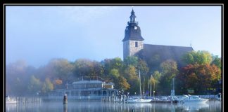 Tauno Vintolan Lumoava Naantali ehdolla vuoden kotiseututeokseksi