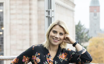 Saara-Sofia Sirén ehdolla Naisjärjestöjen puheenjohtajaksi