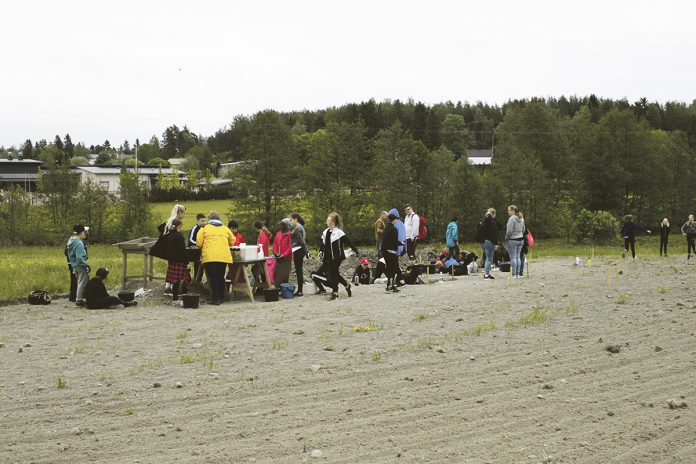 arkeologiset koululaiskaivaukset