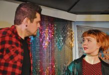 Vauhdikas parisuhdekomedia Vaimoni on toista maata ensi-iltaan Teatteri Akselissa Teatteri Akseli