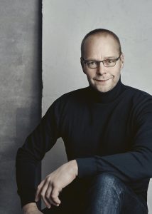 Lietolaiskirjailija Roope Lipasti palkittiin helmikuun alussa Runeberg Junior -palkinnolla. Kuva: Riikka Kantinkoski.