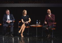 Tulevan eduskuntakauden liikennepoliittiset linjaukset puhuttivat vaalipaneelissa Liikennepoliittinen vaalipaneeli Pekka Rissa, Noomi Jagerhorn ja Tero Kallio nettikuva Markus Markkanen Autotuojat ja -teollisuus ry