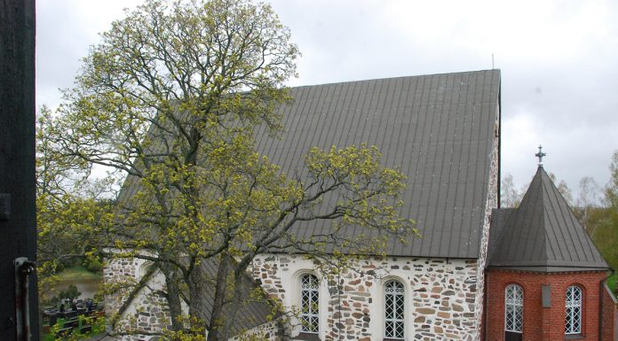 Pärt 90 -konsertti Liedon kirkossa Liedon kirkko. Kuva: Liedon seurakunta.