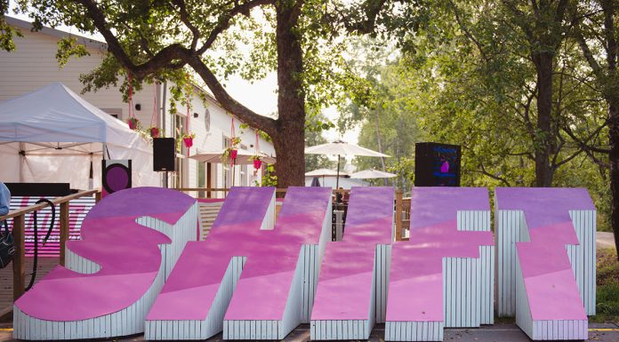 Turun Tiedepuistossa järjestettävä SHIFT kurkkaa tulevaisuuteen SHIFT Business Festival Turussa. Kuva: Roosa Karhu.