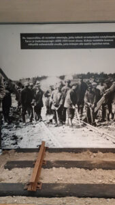 Uudenkaupungin rautatie 100 vuotta -juhlanäyttely Wahlbergin museotalossa, Uudessakaupungissa. 