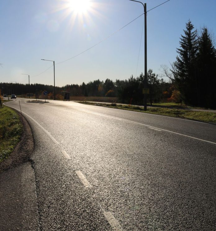 Teiden päällystystyöt alkavat Varsinais-Suomessa huhti–toukokuun vaihteessa.
