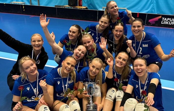 Raision Urheilijat ovat lentopallon naisten ykkössarjan mestareita kaudella 2024–2025.