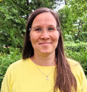 Riina Rautakoski. Kuva: Naantalin seurakunnan kuva-arkisto.