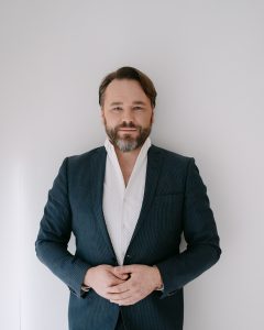 Turun musiikkijuhlien toimitusjohtaja, oopperalaulaja Jussi Merikanto.