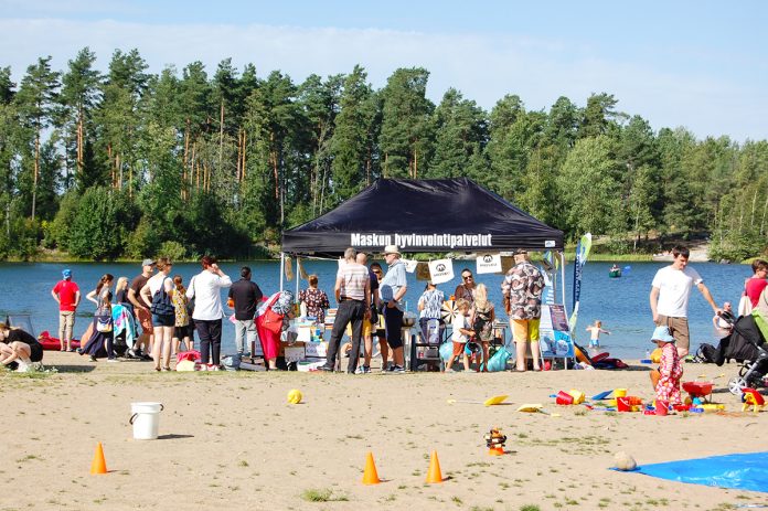 Kesän päätöstapahtumaksi muodostunut Maskun päivä on odotettu markkinahenkinen kylätapahtuma, jossa on runsaasti ohjelmaa kaikenikäisille kävijöille. Kuva: Maskun kunta.