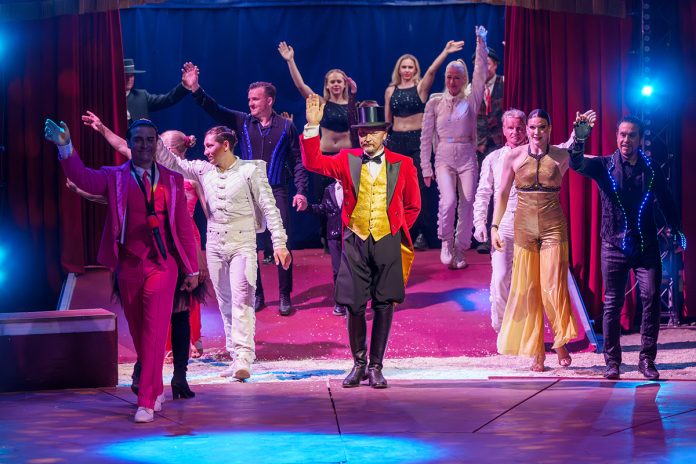 Sirkus Finlandia näytöskiertueellaan. Kuva: Hanna Nousiainen.