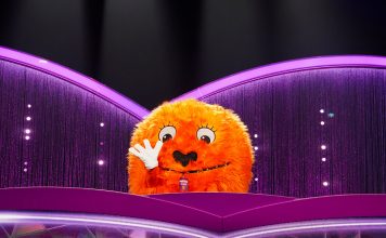 Kauppakeskus Myllyn karvainen brändilähettiläs aloitti työnsä Myllykkä ottaa ensiaskeleensa julkisuudessa osana Masked Singer -tiimiä. Kuva: Kauppakeskus Mylly.