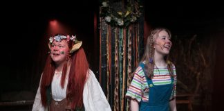 Turun Nuoressa Teatterissa Mörri-Möykyn suvi Mörri-Möykyn suvi. Kuva: Sami A. Korhonen.
