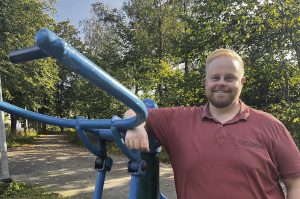 Antti-Jussi Niemi kannustaa hakeutumaan mukaan Turun kaupungin ryhmämuotoiseen liikuntaneuvontaan.