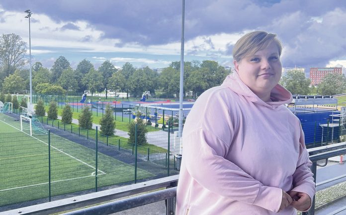 Pauliina Suominen piti lajikokeilujen lisäksi Turun kaupungin ryhmämuotoiseen liikuntaneuvonnan tarjoamista asiantuntijaluennoista.
