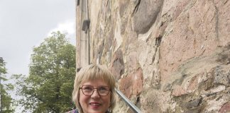 Diakoniatyö | Yksi kohtaaminen voi muuttaa elämän Turun tuomiokirkkoseurakunnan diakoniatyöntekijät Raija Eeva, Kaija Jokinen ja Katariina Ottosson.