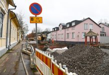 Naantalin Kaivokadun saneeraustyöt jatkuvat kesään asti Kaivokadun saneeraus jatkuu kesään 2026 asti. Kuva: Naantalin kaupunki.