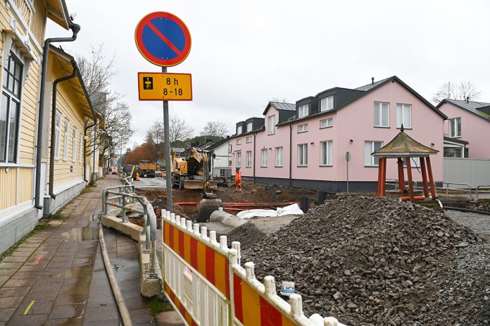 Naantalin Kaivokadun saneeraus web Kaivokadun saneeraus jatkuu kesään 2026 asti. Kuva: Naantalin kaupunki.