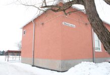 Menoa muksuille vielä marraskuussa Tahvion koulu. Kuva: Turun Seutusanomien arkisto.