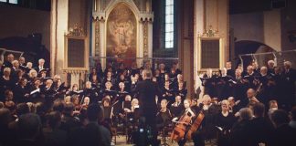 Barokkimestarin kaikkien aikojen Jouluoratorio J. S. Bachin Jouluoratorion Turun tuomiokirkossa esittää Tuomiokirkon kamarikuoro Nova ja orkesteri Klaus Rautawaara kapellimestarinaan. Kuva: Turun tuomiokirkon Kamarikuoro Nova ry.