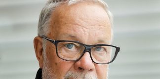 Axel Gabriel Ingelius -kunnianosoitus oopperalaulaja Matti Salmiselle Matti Salminen. Kuva: Heikki Tuuli.