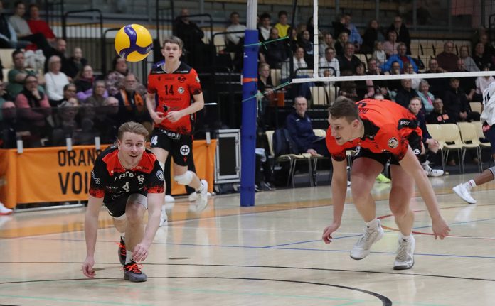 Raision Loimu kohtaa kotikentällään VaLePan. Kuva: Raision Loimu.