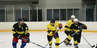 TPS Juniorijääkiekko tekee töitä harrastamisen yhdenvertaisuuden eteen TPS Juniorijääkiekko ry käynnistää näkövammaiskiekon ryhmän, johon voi ilmoittautua koko kevään ajan. Ensimmäinen harjoituskerta Paraisten jäähallissa on 18.1. Kuva: TPS Juniorijääkiekko ry.