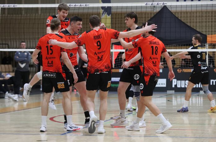 Raision Loimu vs Savo Volley. Kuva: Hannu Tuominen.