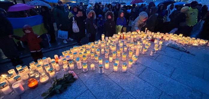 Hyökkäyssodan muistopäivää vietetään 22.2. virallisesti neljättä kertaa maailmanlaajuisesti. Turussa tapahtumat sijoittuvat Turun ortodoksiselle kirkolle ja Aurajoen rannassa olevalle Ukrainan muistopaikalle, jota on ehdotettu nimettäväksi ”Harkovan aukioksi”.