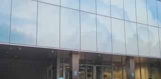 Impivaaran uimahallissa kahdet uintikilpailut viikonloppuna Impivaaran uimahalli. Kuva: Turun Seutusanomien arkisto.