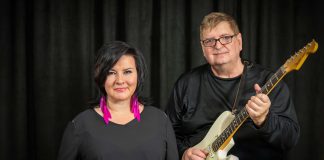 Raision seurakuntatalolla vierailee tangoprinsessa Jaana Pöllänen Jaana Pöllänen ja Ville Uusitalo. Kuva: Ville Uusitalo.