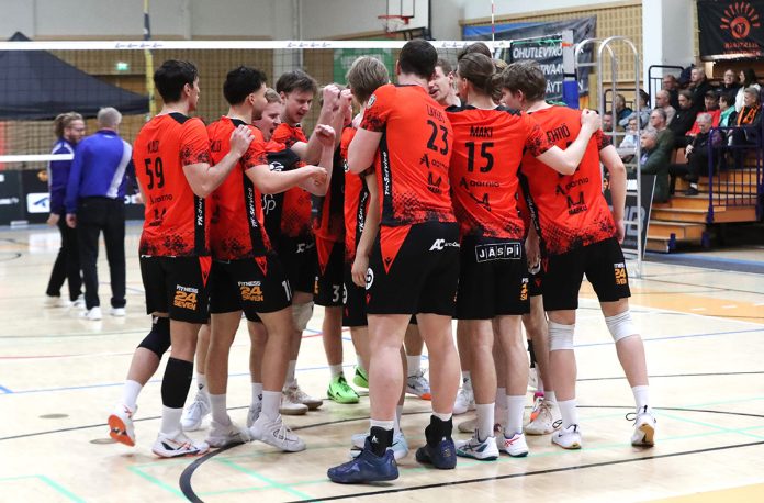 Raision Loimu saa lauantaina vastaansa AC Oulu Volleyn. Kuva: Hannu Tuominen.