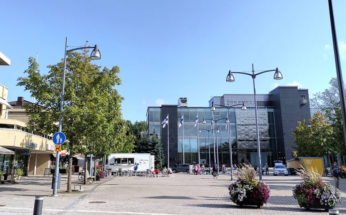 Naantalin kaupungintalo. Kuva: Katariina Mäkinen-Önsoy / Turun Seutusanomien arkisto.