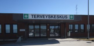 Raision sairaalan palveluja siirretään väistötiloihin Raision terveyskeskus. Kuva: Turun Seutusanomien arkisto.