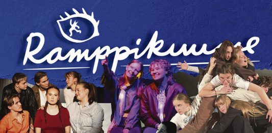 Paikalliset nuoret Ramppikuumeessa Ramppikuume-katselmukseen valittuja esityksiä on tänä vuonna kahdeksan kappaletta. Kuva: Ramppikuume.