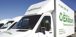 PopUp-keräyksiä taloyhtiöille Turun Ekotori tekee huhti–toukokuussa tunnin mittaisia PopUp-tavaravastaanottoja tilauksesta taloyhtiöille. Kuva: Kestävän Kehityksen Yhdistys ry / Turun Ekotori.