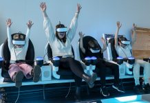 V-Room rantautui Kauppakeskus Myllyyn Testiyleisö pääsi kokeilemaan V-Roomin vuoristorataa varastolla. Kuva: V-Room.