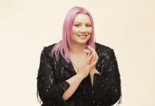 Suomen suurin iltanuotio Turussa Iltanuotiolaulujen ja yhteisöllisyyden voimasta ammentava Glow Favorites -konsertti kuullaan viidellä eri paikkakunnalla ympäri maan. Yhteislaulukonsertit vetää Glow´n Jepa Lambert yhdessä taiteellisen johtajan Lasse Sakaran ja vierailevien artistien kanssa. Kuva: Teemu Mattsson.