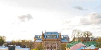 Turun liikennekeskus: Huomioi vappuaaton kulkueet sekä viikonlopun tapahtumat Turun Taidemuseonmäen tilaisuus. Kuva: Vapputori / Uprising.