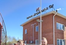Calefa toimittaa lämpöpumppu- ja sähkökattilaratkaisun Paimion Lämpökeskukselle Paimion Lämpökeskuksen toimitusjohtaja Pekka Vihervuori ja Calefan toimitusjohtaja Petri Vuori käynnistivät yhteisen lämpöpumppuprojektin. Kuva: Calefa Oy ja Paimion Lämpökeskus.