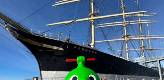 Kurkkumopokisa kaartaa Hansaan Tuleeko Turusta juniorien potkumopoilun uusi Suomen mestari? Kuva: Plasto.