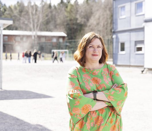 Paras paikka opettaa ja oppia | Turun Lausteella monikulttuurisuus on voimavarana Lausteen koulun rehtori Marjaana Ylönen. Kuva: Suvi Elo.