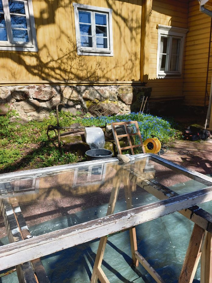 Naantalin museon Hiilolan pihalla järjestetään avoin Piha- ja ikkunapäivä. Kuva: Rakennusperinteen Ystävät ry.